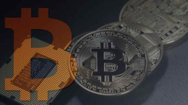 fee transaksi bitcoin meningkat